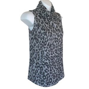 CHICO’S sleeveless turtleneck sweater, black/grey leopard cheetah print. XS